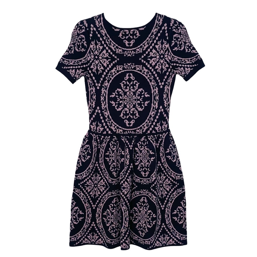 Romeo + Juliet Couture Jacquard Sweater Knit Dress - Picture 5 of 7